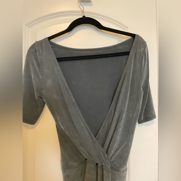 🍋lululemon open back body suit - Picture 3 of 6